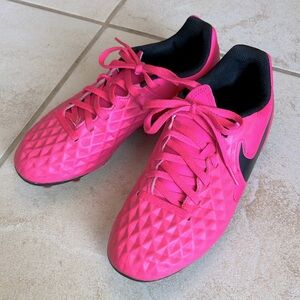 Youth Nike Tiempo Soccer Cleats Size 4